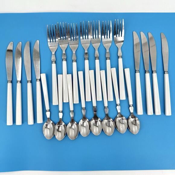 23 Piece MCM Ivory Melamine Handled Flatware Set Stainless - Picture 1 of 11